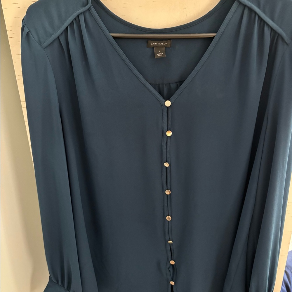 Ann Taylor Teal V-Neck Blouse
